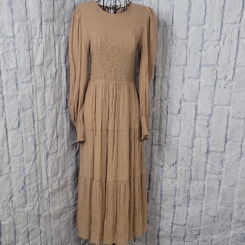 Blu Pepper Tan Midi Dress with Elegant Silhouette